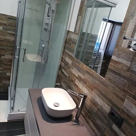 Casa Nel Centro Storico Di ,accessibile E Accogliente *